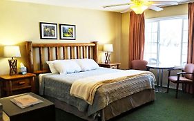 Paiute Trails Inn